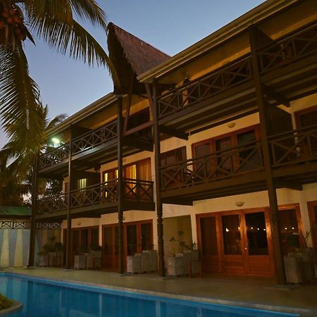 Hotel Baobab Cafe Morondava Luaran gambar