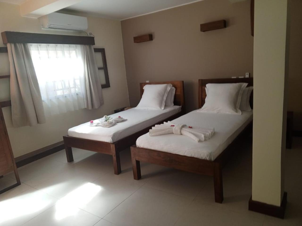 Hotel Baobab Cafe Morondava Luaran gambar