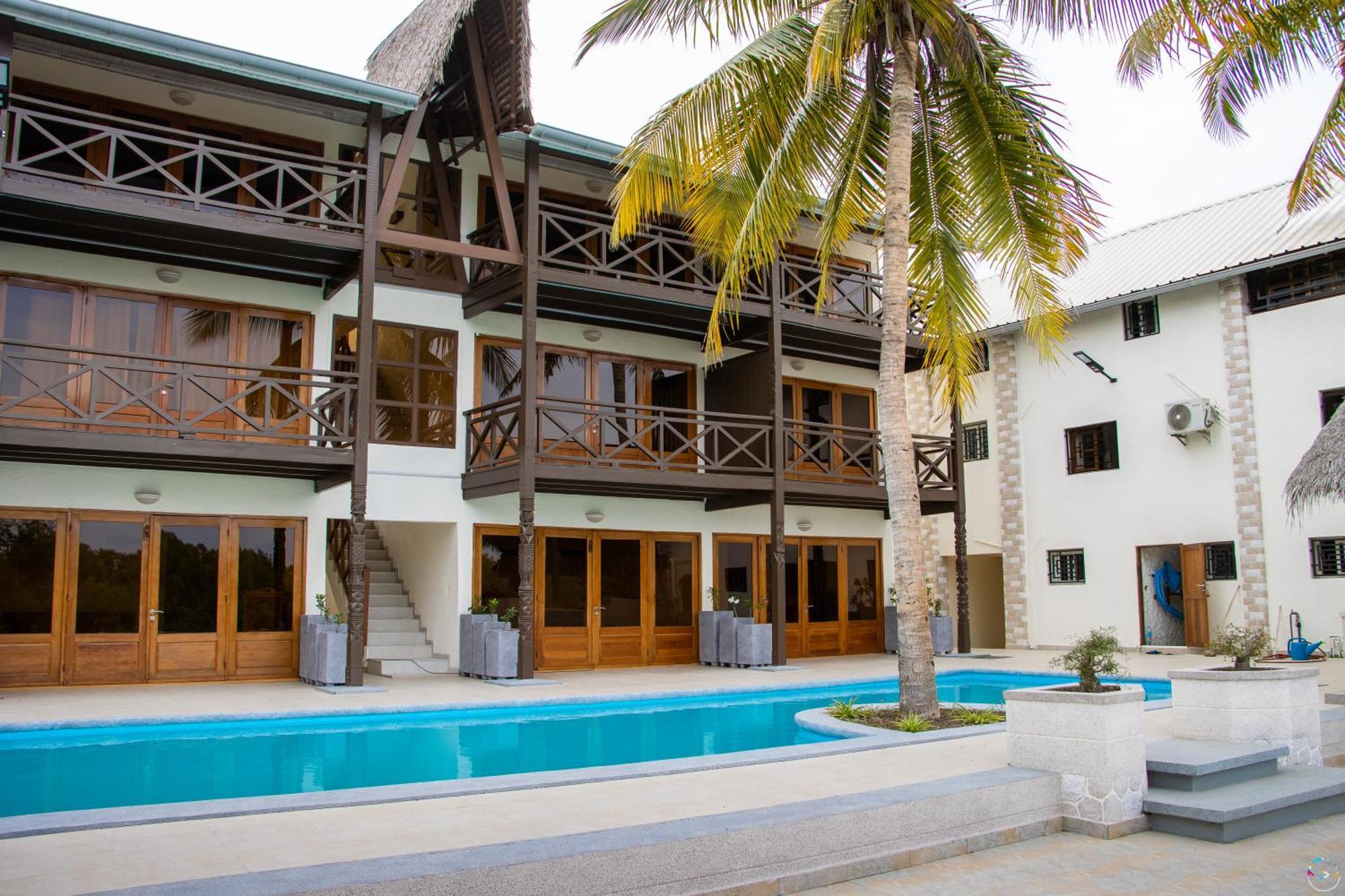 Hotel Baobab Cafe Morondava Luaran gambar