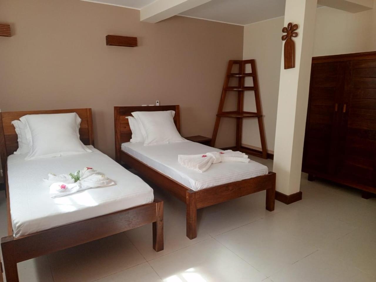 Hotel Baobab Cafe Morondava Luaran gambar