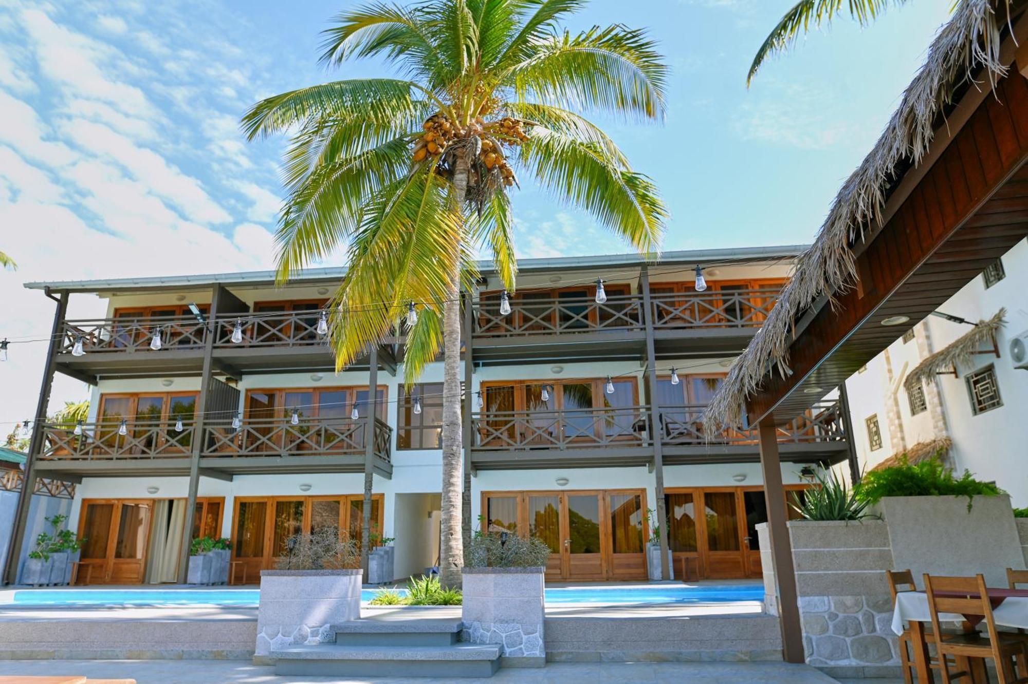 Hotel Baobab Cafe Morondava Luaran gambar