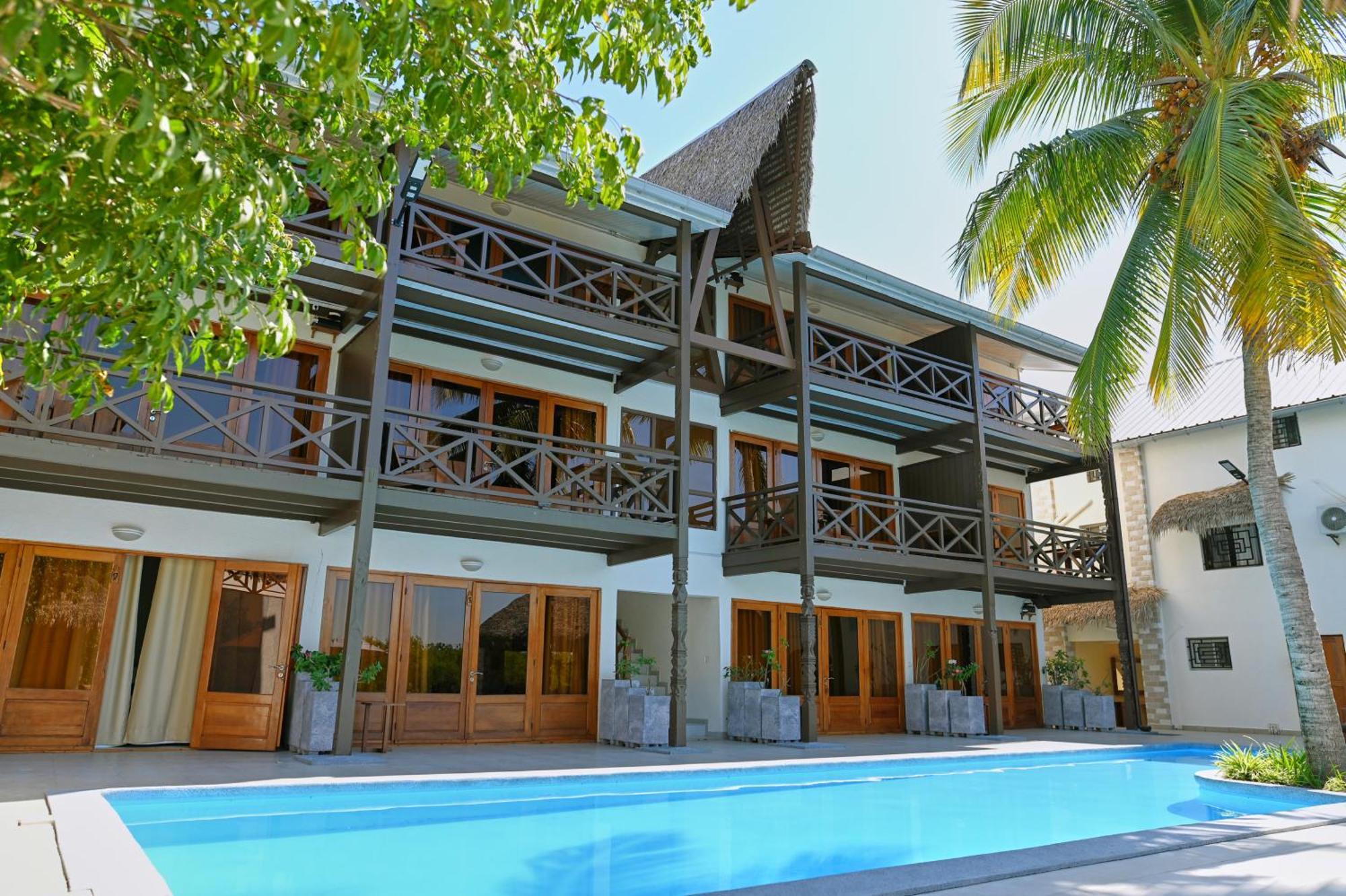 Hotel Baobab Cafe Morondava Luaran gambar